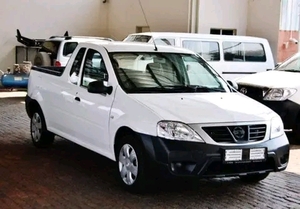 Nissan NP 300 2016, Manual, 1.6 litres - Polokwane